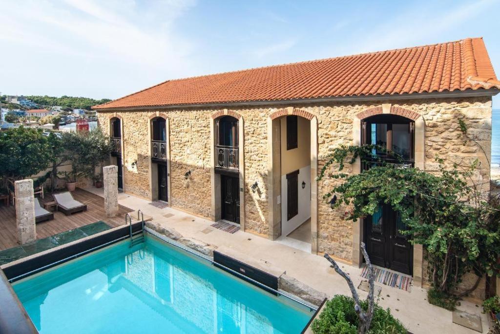 Volakas Beachfront Suites Rethymno  Exterior photo