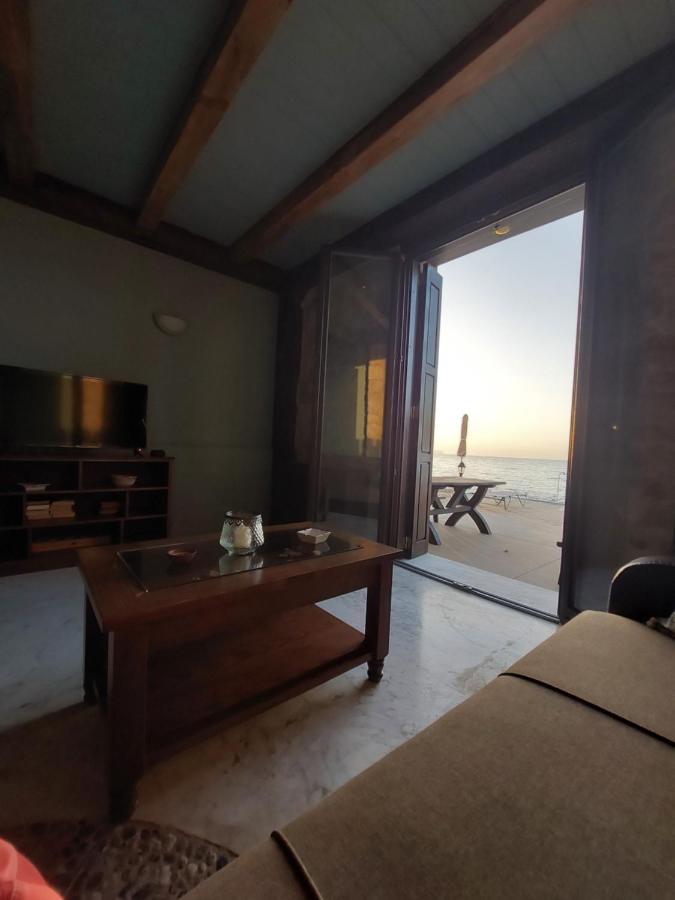 Volakas Beachfront Suites Rethymno  Exterior photo