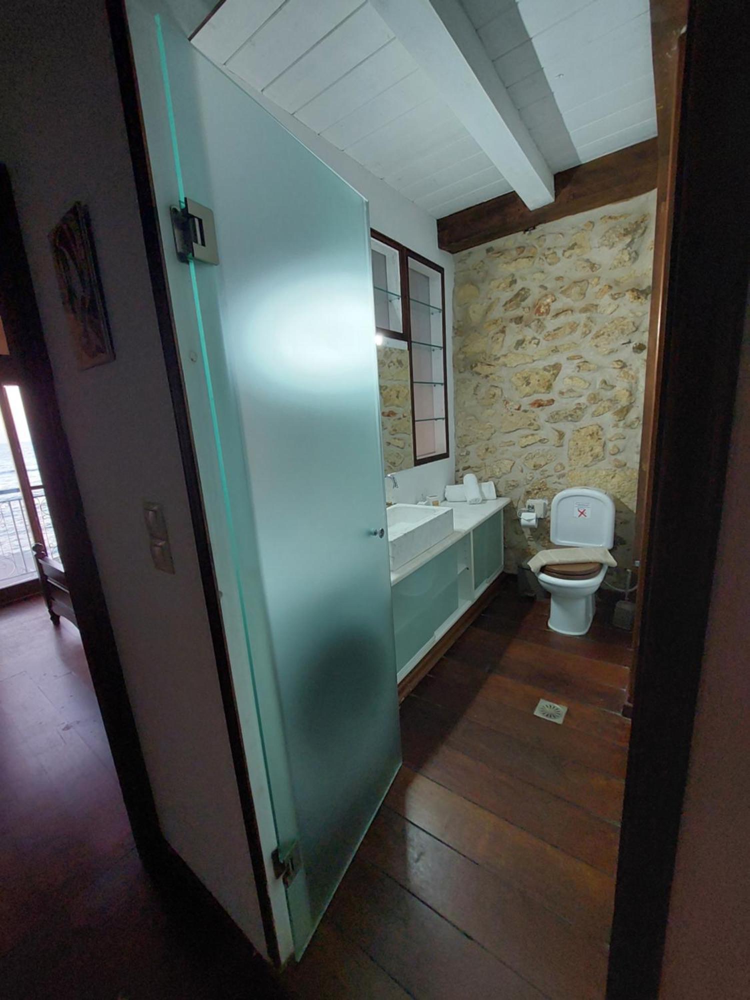 Volakas Beachfront Suites Rethymno  Exterior photo